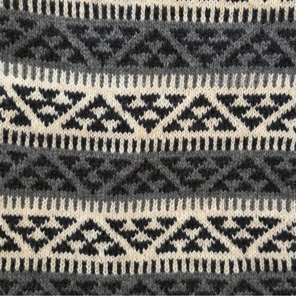 Vintage Black Gray Handmade 
Norwegian Geometric Wool Cardigan - Picture 7 of 11